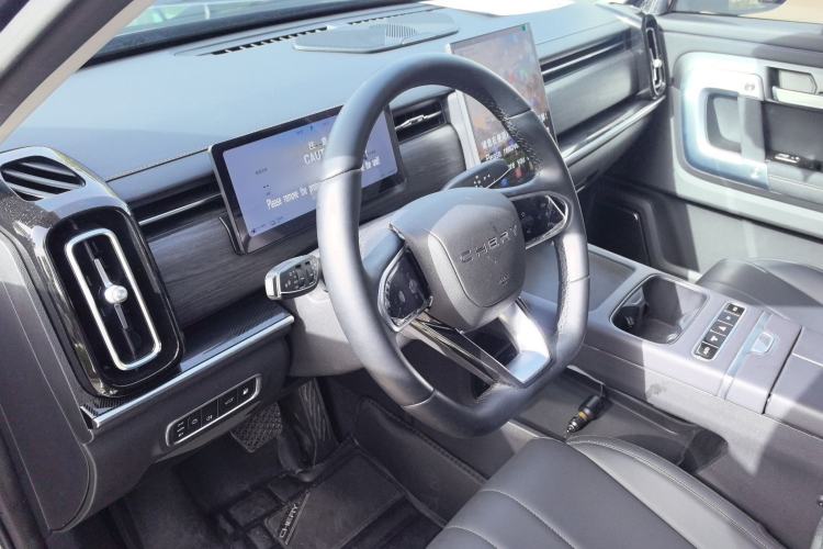 Used Chery Tiggo 7 C-DM 2025 1.5T 120KM Luxury Trim Interior 1