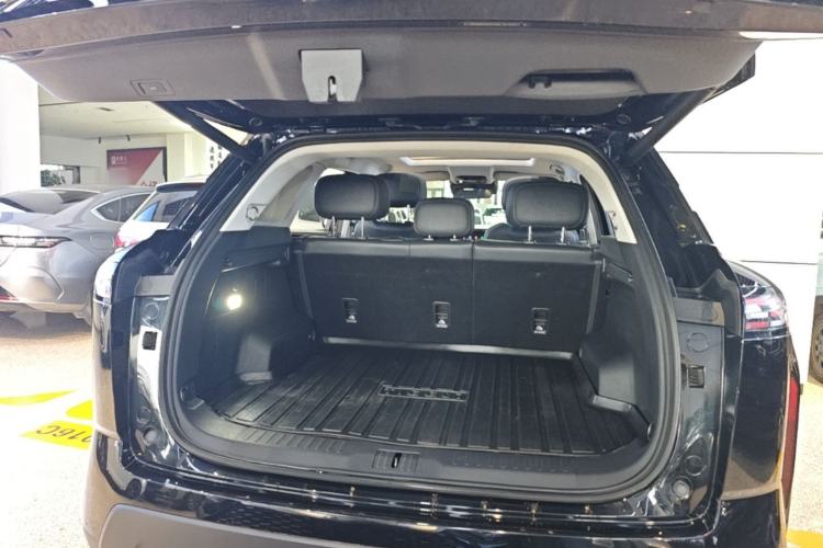 Used Chery Tiggo 7 C-DM 2025 1.5T 120KM Luxury Trim Trunk