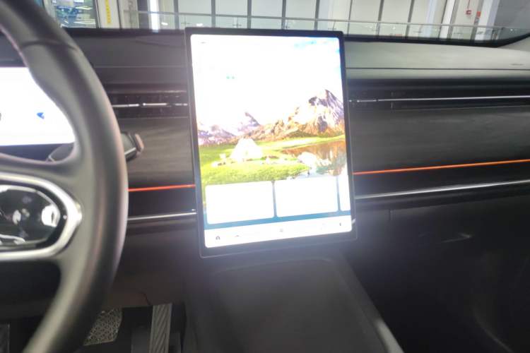 Used Chery Tiggo 7 C-DM 2025 1.5T 120KM Luxury Trim Audio And AC Panel
