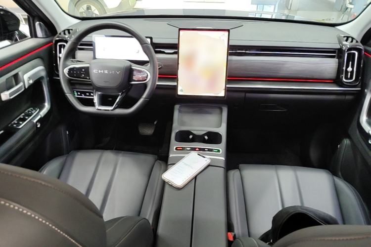 Used Chery Tiggo 7 C-DM 2025 1.5T 120KM Luxury Trim Center Console
