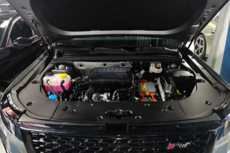 Used Chery Tiggo 7 C-DM 2025 1.5T 120KM Luxury Trim Engine Bay