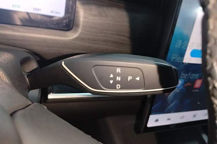 Used Chery Tiggo 7 C-DM 2025 1.5T 120KM Edition Gear Lever