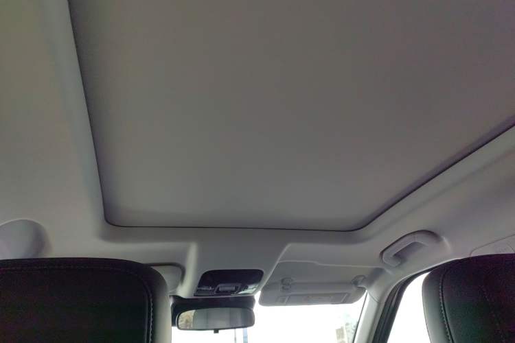 Used Chery Tiggo 7 C-DM 2025 1.5T 120KM Luxury Trim Headliner