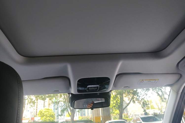 Used Chery Tiggo 7 C-DM 2025 1.5T 120KM Luxury Trim Headliner