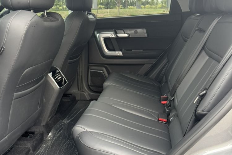 Used Chery Tiggo 7 C-DM 2025 1.5T 120KM Luxury Trim Interior 2
