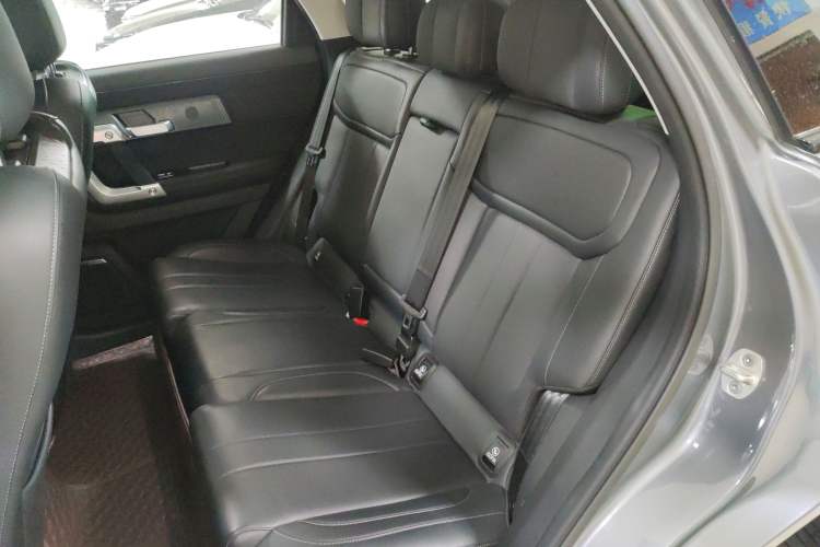 Used Chery Tiggo 7 C-DM 2025 1.5T 120KM Luxury Trim Interior 4