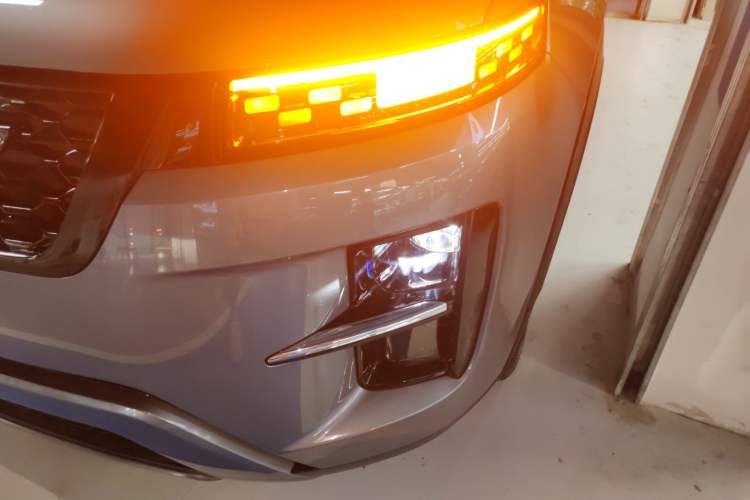 Used Chery Tiggo 7 C-DM 2025 1.5T 120KM Luxury Trim Left Front Headlight