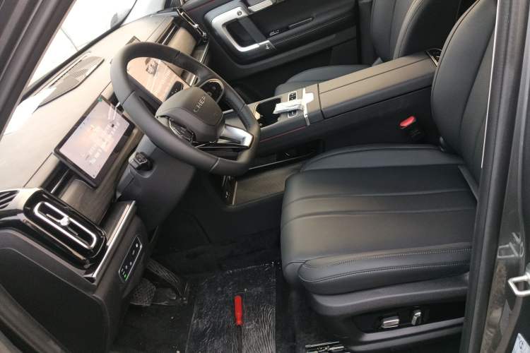 Used Chery Tiggo 7 C-DM 2025 1.5T 120KM Luxury Trim Left Front Seat