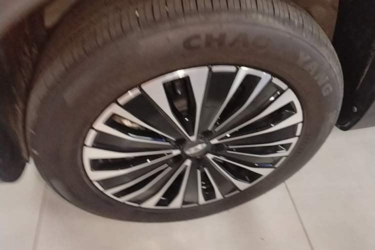 Used Chery Tiggo 7 C-DM 2025 1.5T 120KM Edition Left Front Wheel Hub