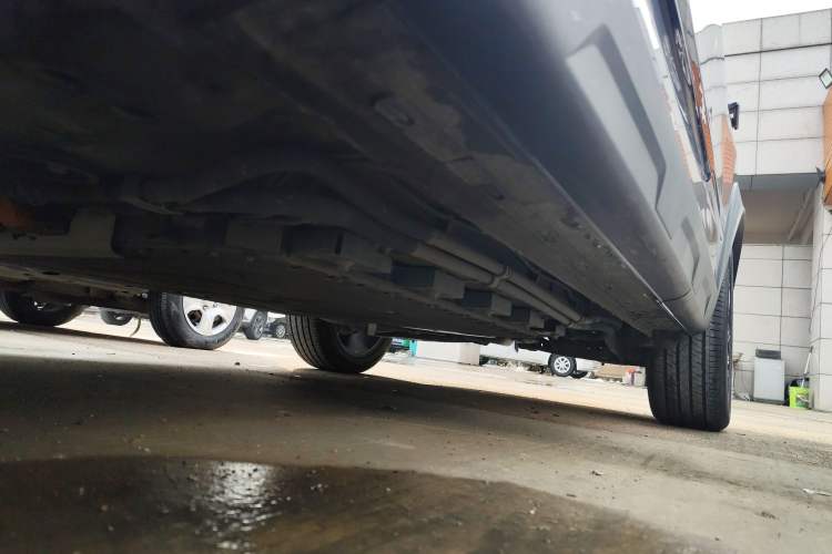 Used Chery Tiggo 7 C-DM 2025 1.5T 120KM Luxury Trim Left Side Sill
