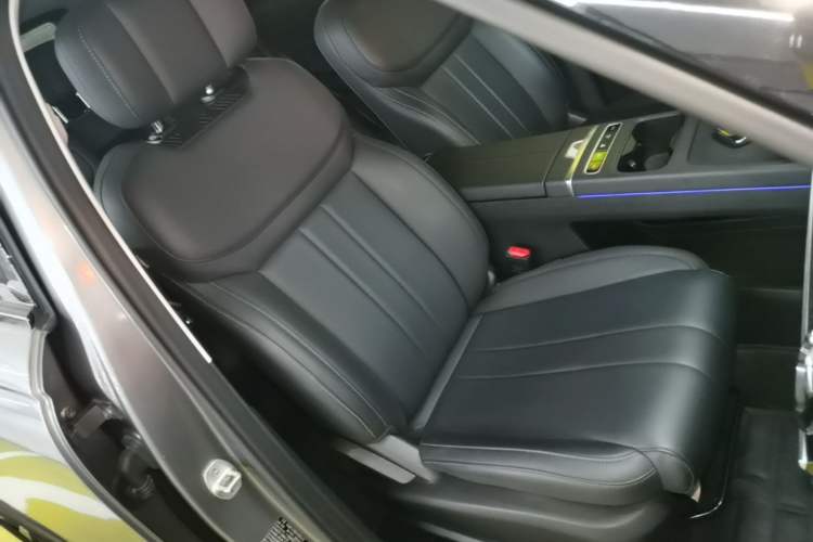 Used Chery Tiggo 7 C-DM 2025 1.5T 120KM Luxury Trim Right Front Seat