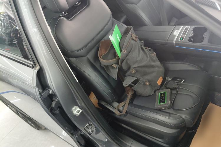 Used Chery Tiggo 7 C-DM 2025 1.5T 120KM Luxury Trim Right Front Seat