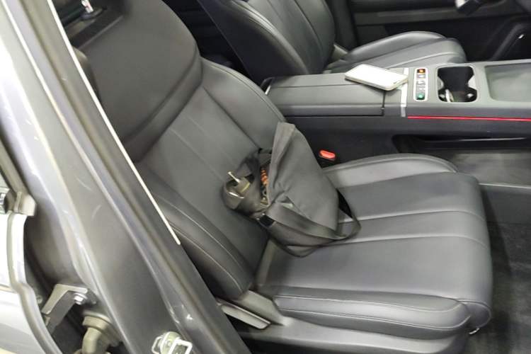 Used Chery Tiggo 7 C-DM 2025 1.5T 120KM Luxury Trim Right Front Seat