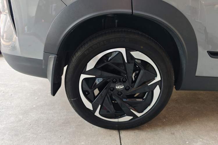 Used Chery Tiggo 7 C-DM 2025 1.5T 120KM Luxury Trim Right Rear Wheel Hub
