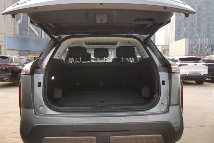 Used Chery Tiggo 7 C-DM 2025 1.5T 120KM Luxury Trim Trunk