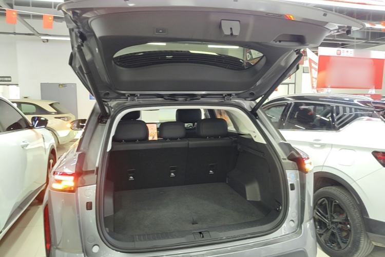 Used Chery Tiggo 7 C-DM 2025 1.5T 120KM Luxury Trim Trunk