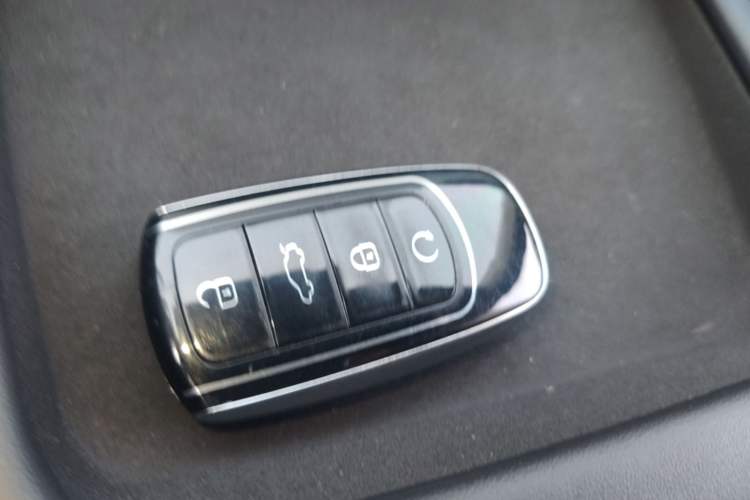 Used Chery Tiggo 7 C-DM 2025 1.5T 120KM Luxury Trim Vehicle Key