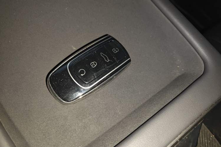 Used Chery Tiggo 7 C-DM 2025 1.5T 120KM Luxury Trim Vehicle Key