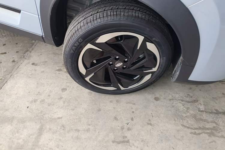 Used Chery Tiggo 7 C-DM 2025 1.5T 120KM Luxury Trim Right Front Wheel Hub