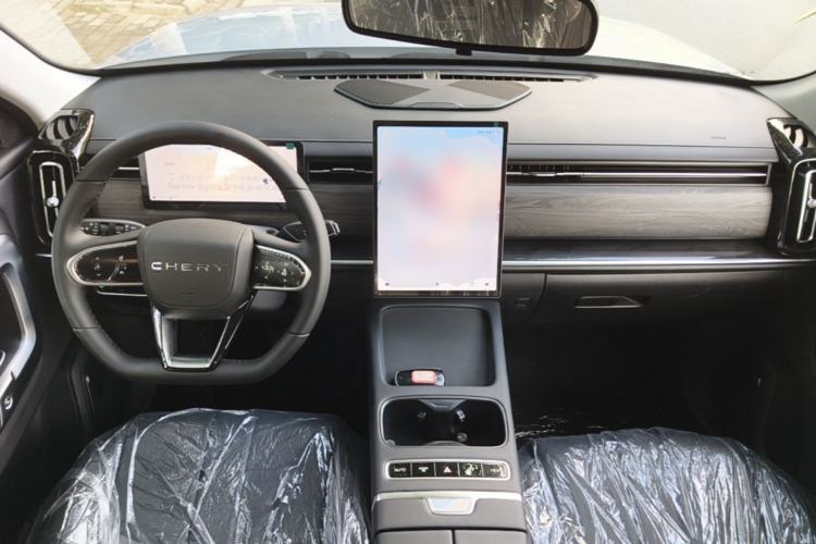 Used Chery Tiggo 7 C-DM 2025 1.5T 120KM Edition Center Console