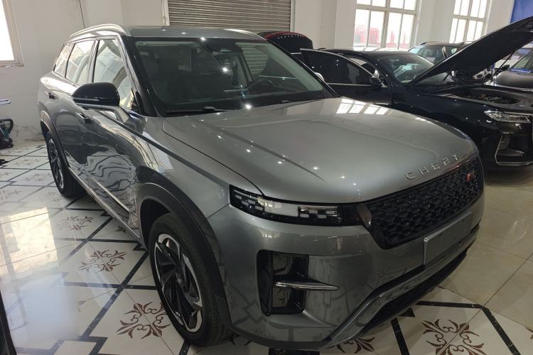 Used Chery Tiggo 7 C-DM 2025 1.5T 120KM Luxury Trim Front Right 45 Deg