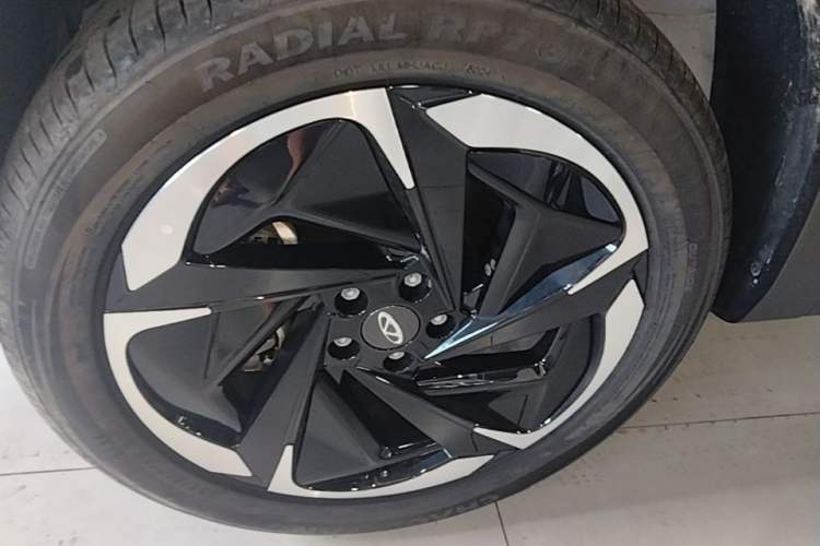 Used Chery Tiggo 7 C-DM 2025 1.5T 120KM Luxury Trim Left Front Wheel Hub