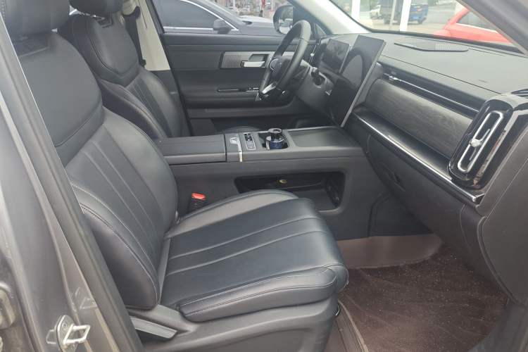 Used Chery Tiggo 7 C-DM 2025 1.5T 120KM Luxury Trim Right Front Seat