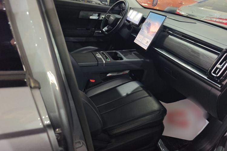 Used Chery Tiggo 7 C-DM 2025 1.5T 120KM Luxury Trim Right Front Seat
