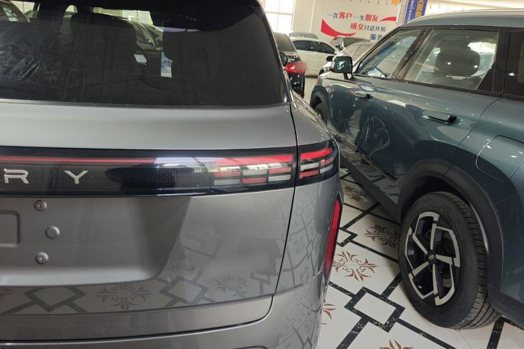 Used Chery Tiggo 7 C-DM 2025 1.5T 120KM Luxury Trim Right Rear Taillight