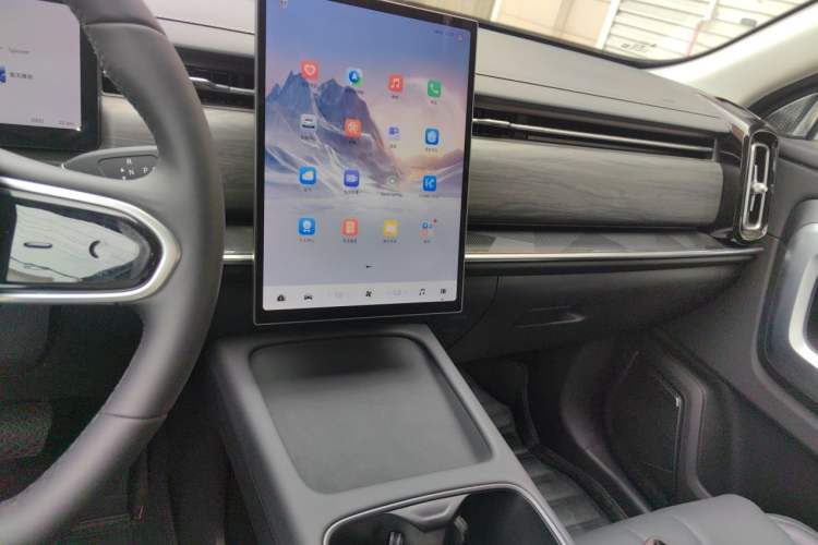 Used Chery Tiggo 7 C-DM 2025 1.5T 120KM Luxury Trim Audio And AC Panel