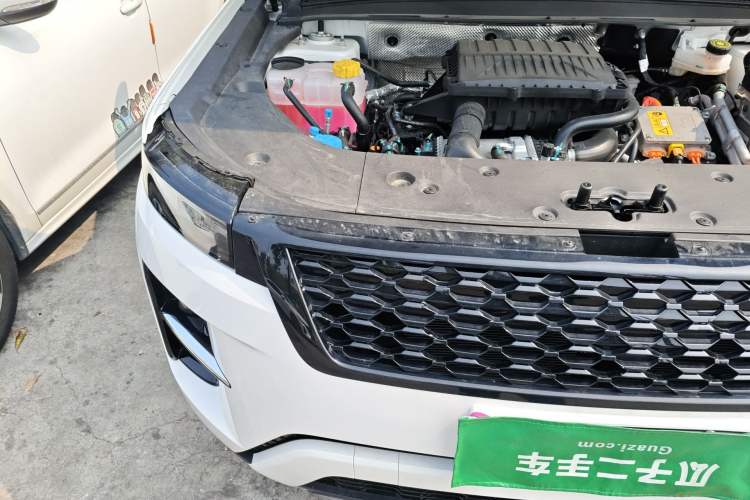 Used Chery Tiggo 7 C-DM 2025 1.5T 120KM Luxury Trim Engine Bay Right