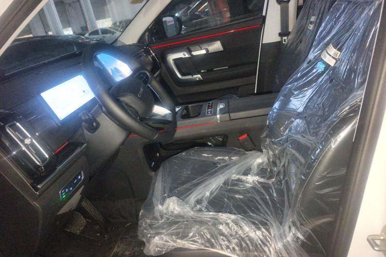 Used Chery Tiggo 7 C-DM 2025 1.5T 120KM Luxury Trim Left Front Seat