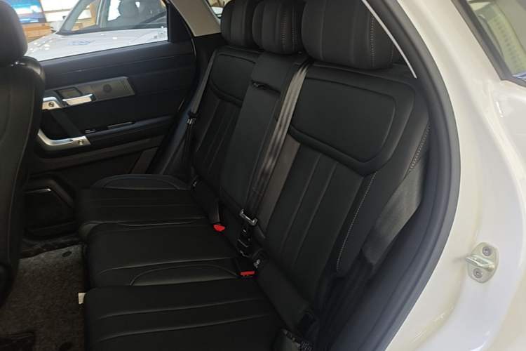 Used Chery Tiggo 7 C-DM 2025 1.5T 120KM Luxury Trim Left Rear Seat