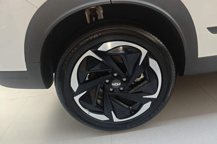 Used Chery Tiggo 7 C-DM 2025 1.5T 120KM Luxury Trim Right Rear Wheel Hub