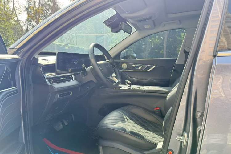 Used Chery Tiggo 7 PLUS 2023 1.6 TGDI DCT Prestige Edition Interior 2