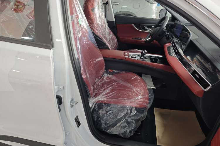 Used Chery Tiggo 7 PLUS 2023 Champion Edition 1.5 TCI CVT Extraordinary Version Interior 7