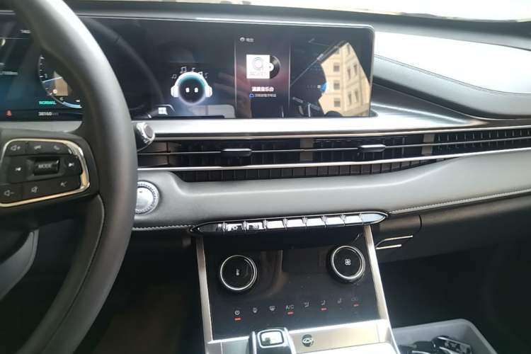 Used Chery Tiggo 7 PLUS 2021 Kunpeng Edition 1.6TGDI DCT Luxury Model Audio And AC Panel