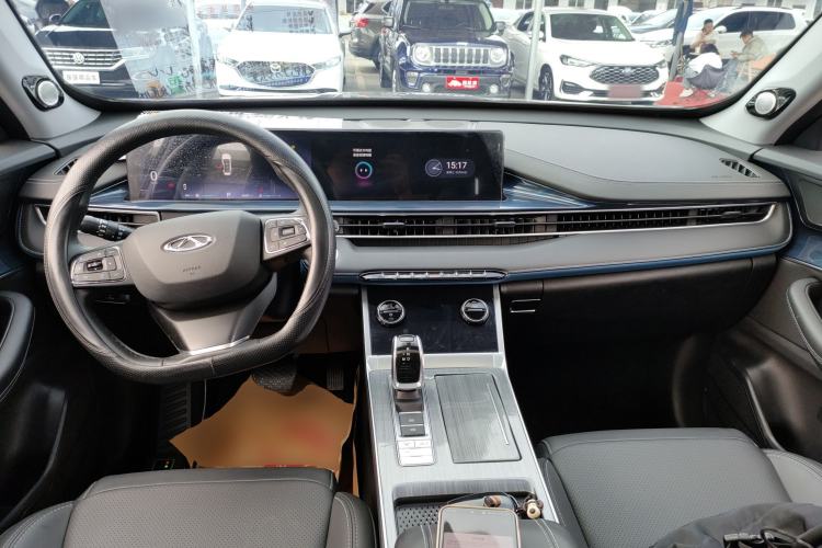 Used Chery Tiggo 7 PLUS 2021 Kunpeng Edition 1.6TGDI DCT Prestige Model+ Center Console