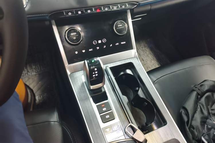 Used Chery Tiggo 7 PLUS 2021 Kunpeng Edition 1.6 TGDI DCT Prestige Model Gear Lever