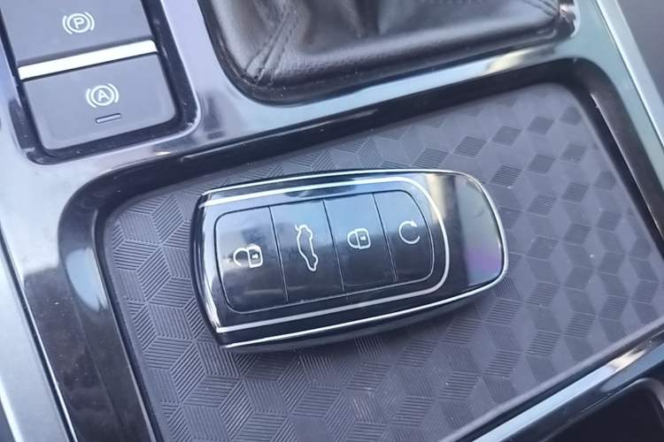 Used Chery Tiggo 7 PLUS 2021 1.5T Manual Luxury Version Interior 1