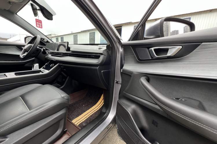 Used Chery Tiggo 7 PLUS 2021 Kunpeng Edition 1.6TGDI DCT Luxury Model Interior 2