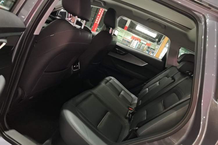 Used Chery Tiggo 7 PLUS 2021 1.5T CVT Prestige Model Interior 4