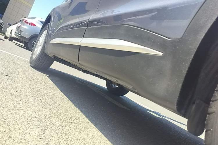 Used Chery Tiggo 7 PLUS 2021 1.5T Manual Luxury Version Left Side Sill