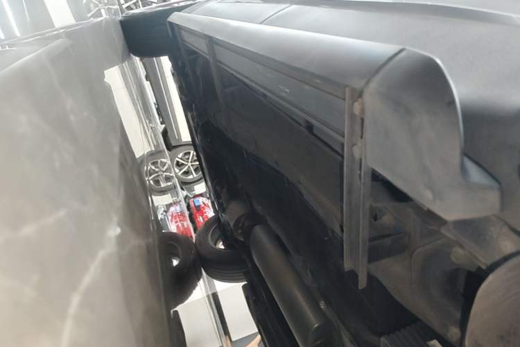 Used Chery Tiggo 7 PLUS 2021 Kunpeng Edition 1.6TGDI DCT Prestige Model+ Left Side Sill