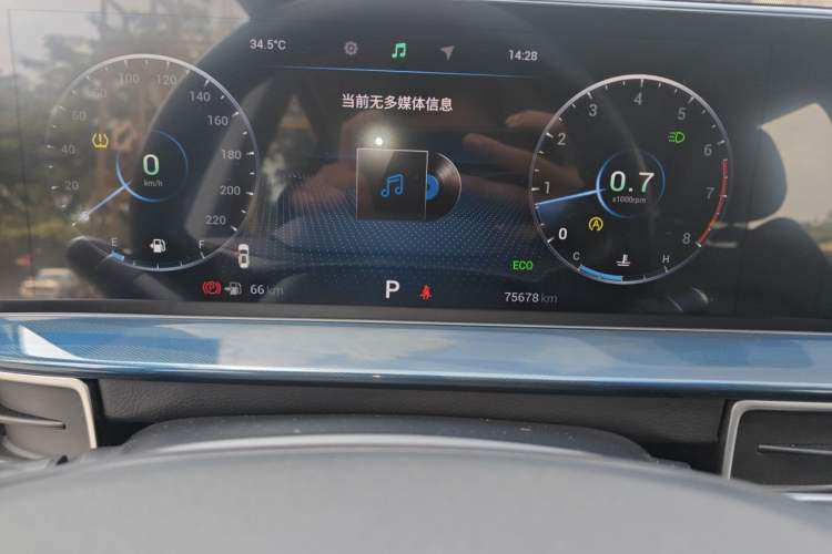 Used Chery Tiggo 7 PLUS 2021 Kunpeng Edition 1.6 TGDI DCT Prestige Model Odometer Close Up