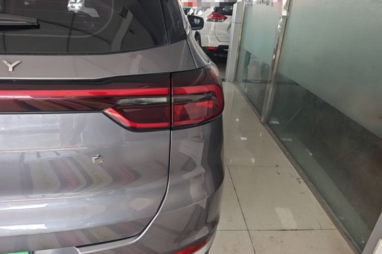 Used Chery Tiggo 7 PLUS 2021 Kunpeng Edition 1.6 TGDI DCT Prestige Model Right Rear Taillight