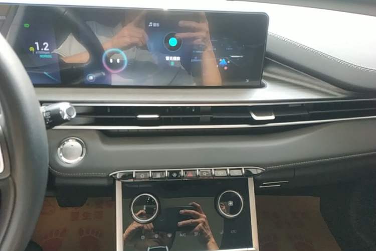 Used Chery Tiggo 7 PLUS 2021 Kunpeng Edition 1.6TGDI DCT Luxury Model Audio And AC Panel