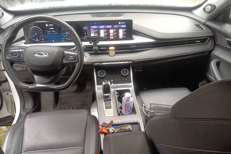 Used Chery Tiggo 7 PLUS 2021 Kunpeng Edition 1.6TGDI DCT Luxury Model Center Console