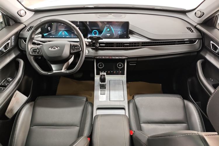 Used Chery Tiggo 7 PLUS 2021 Kunpeng Edition 1.6TGDI DCT Luxury Model Center Console