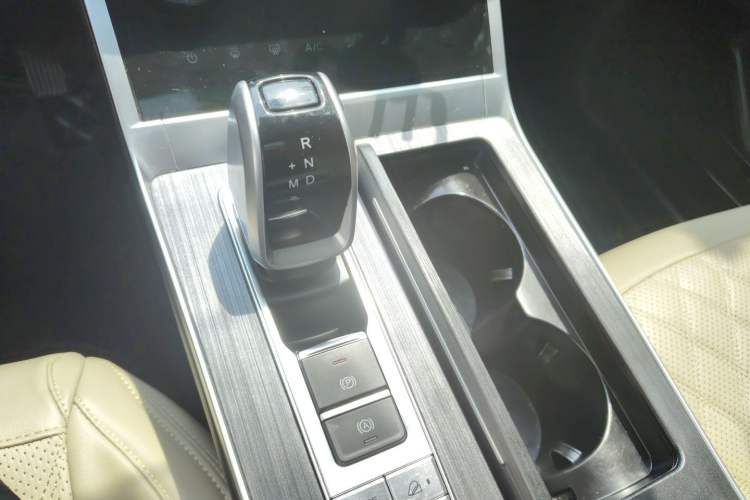 Used Chery Tiggo 7 PLUS 2021 1.5T CVT Luxury Model Gear Lever